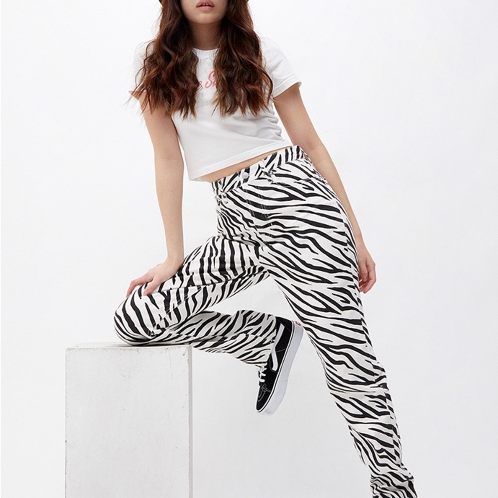 NWT PACSUN zebra dad jeans size 26